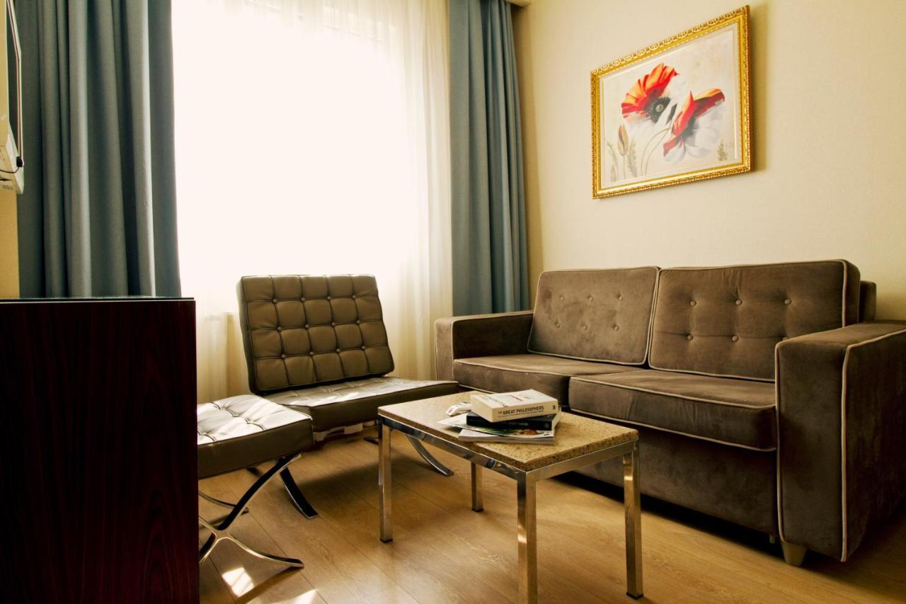 Alba Hotel Istanboel Buitenkant foto